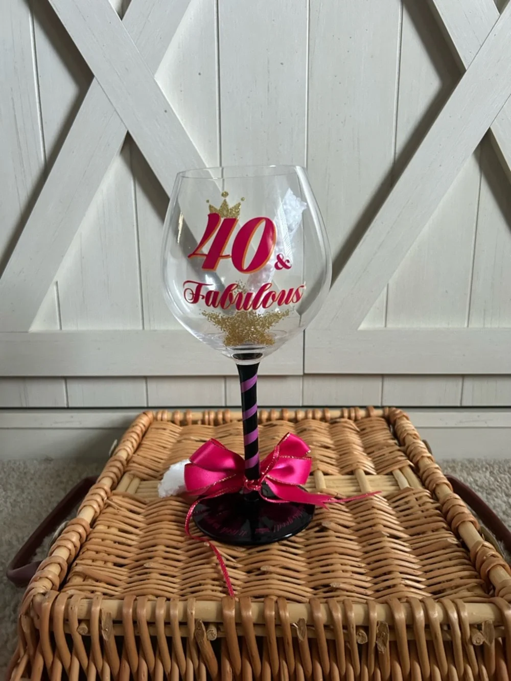 NWT 40 and Fabulous Wine Glass and Box